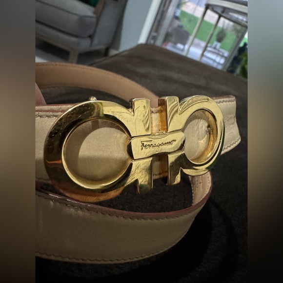 Salvatore Ferragamo GANCINI beige and gold belt M - Picture 12 of 13
